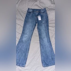 brandy melville quinn jeans! tags still on